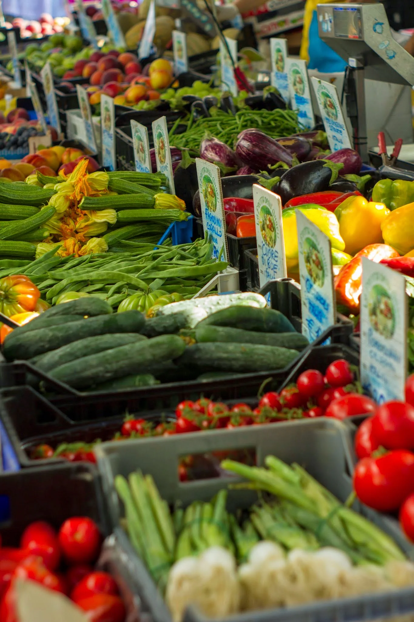 PRODUCE.jpg
