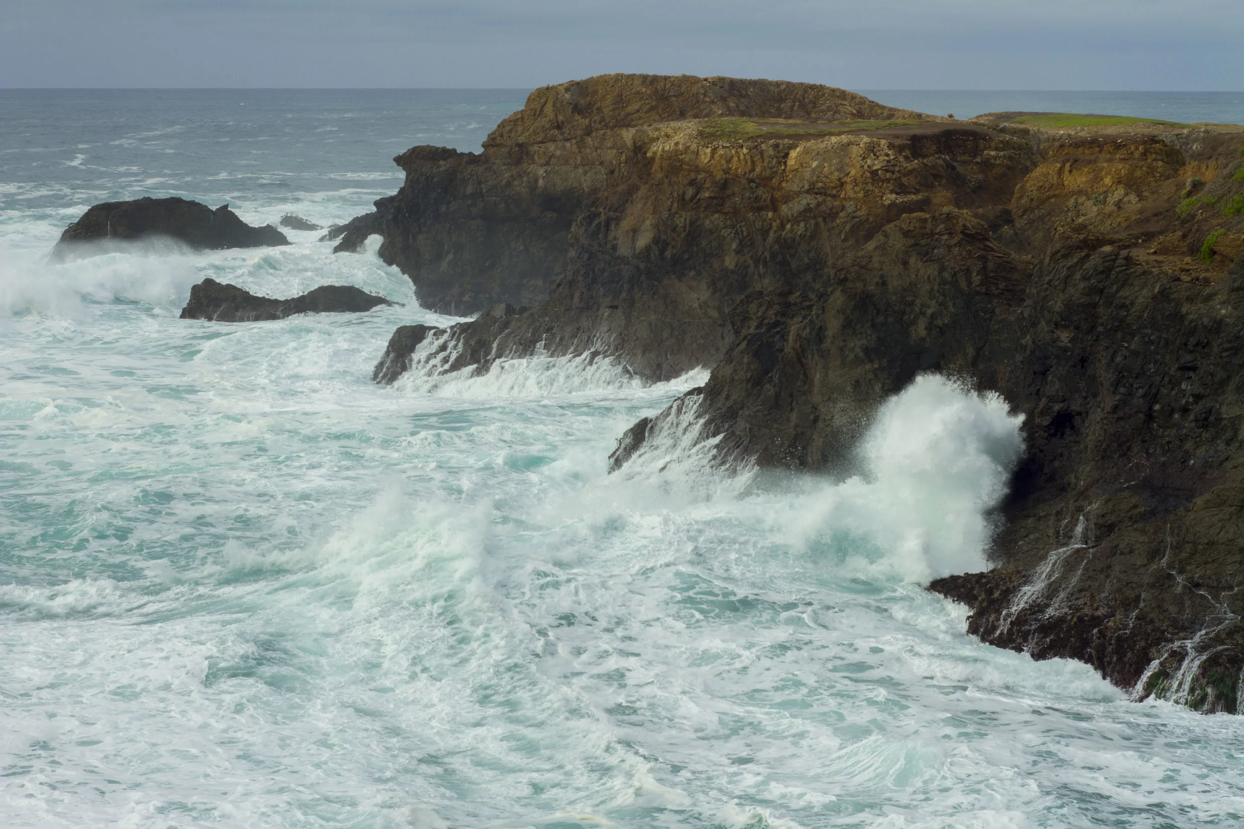 MENDO_CLIFFS_1.jpg