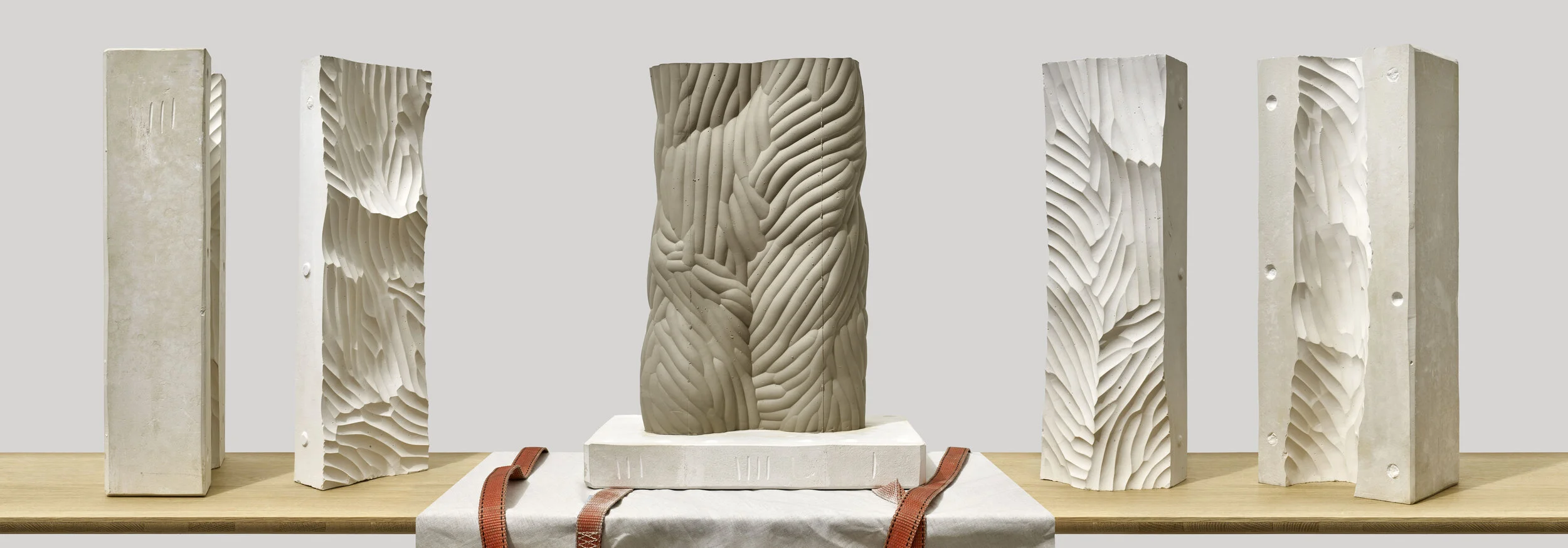 3 834 Vases_66791_50percent_W.jpg