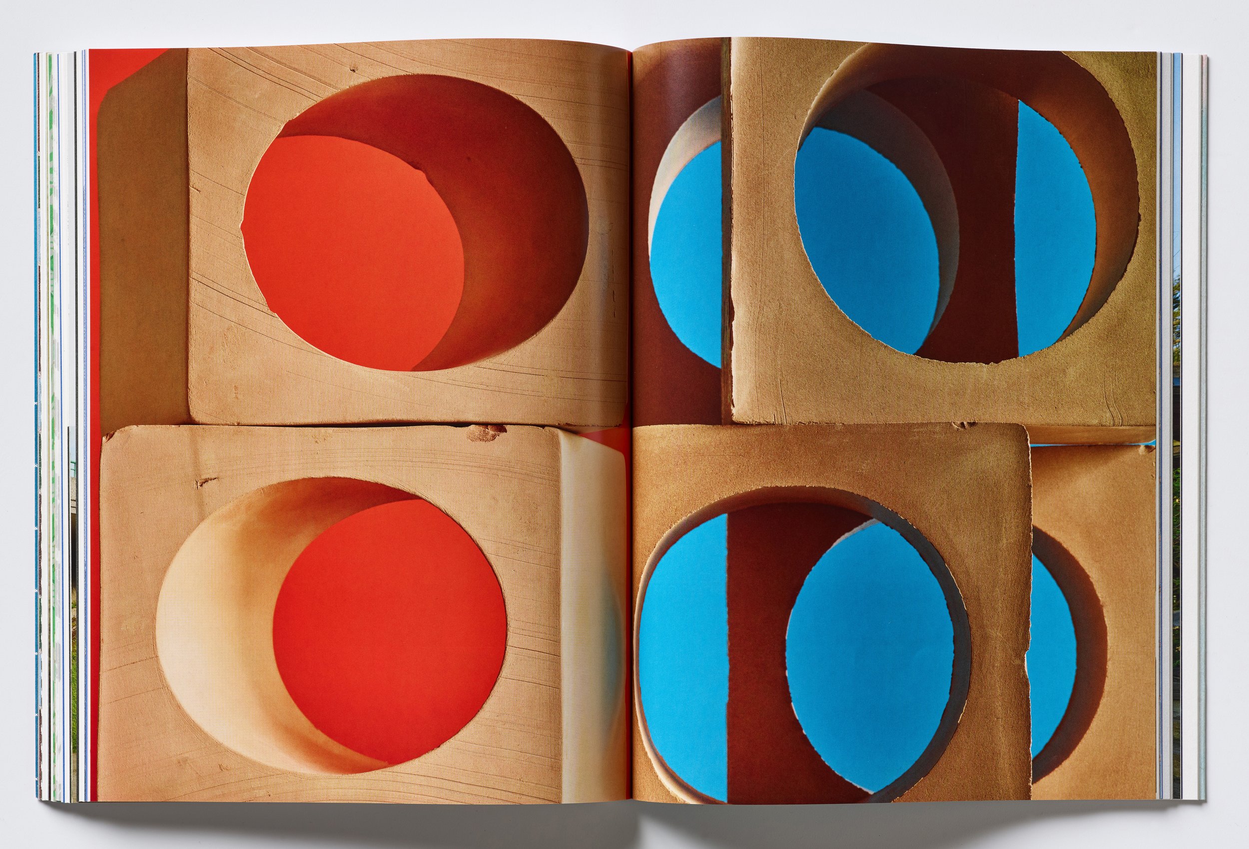 1135 MacGuffin No14 The Wall Repros_84581.jpg