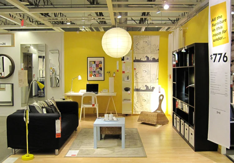 Is Brick and Mortar Retail Dying?