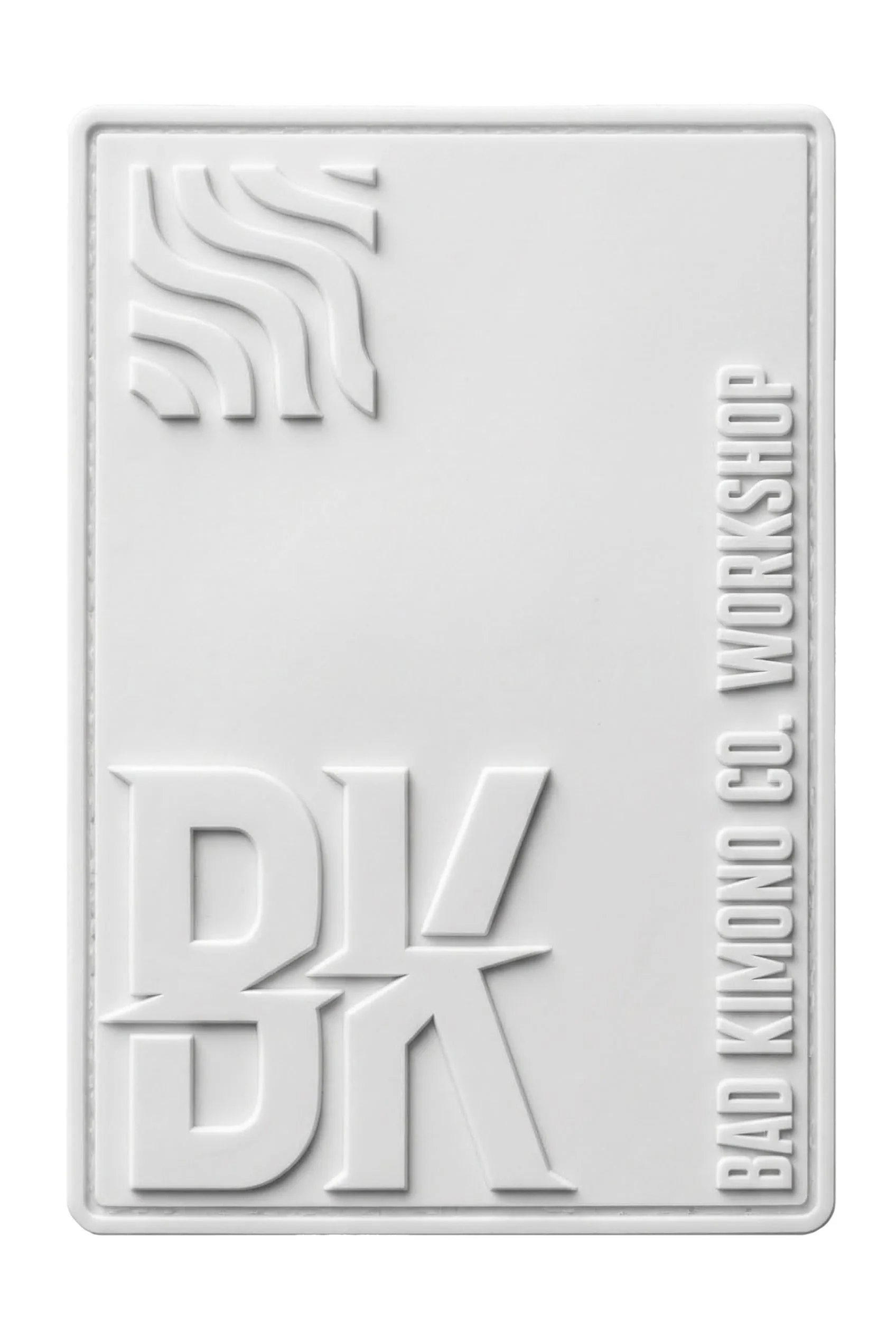 lapel-bottom-label-rubber-embossed-branded.jpg
