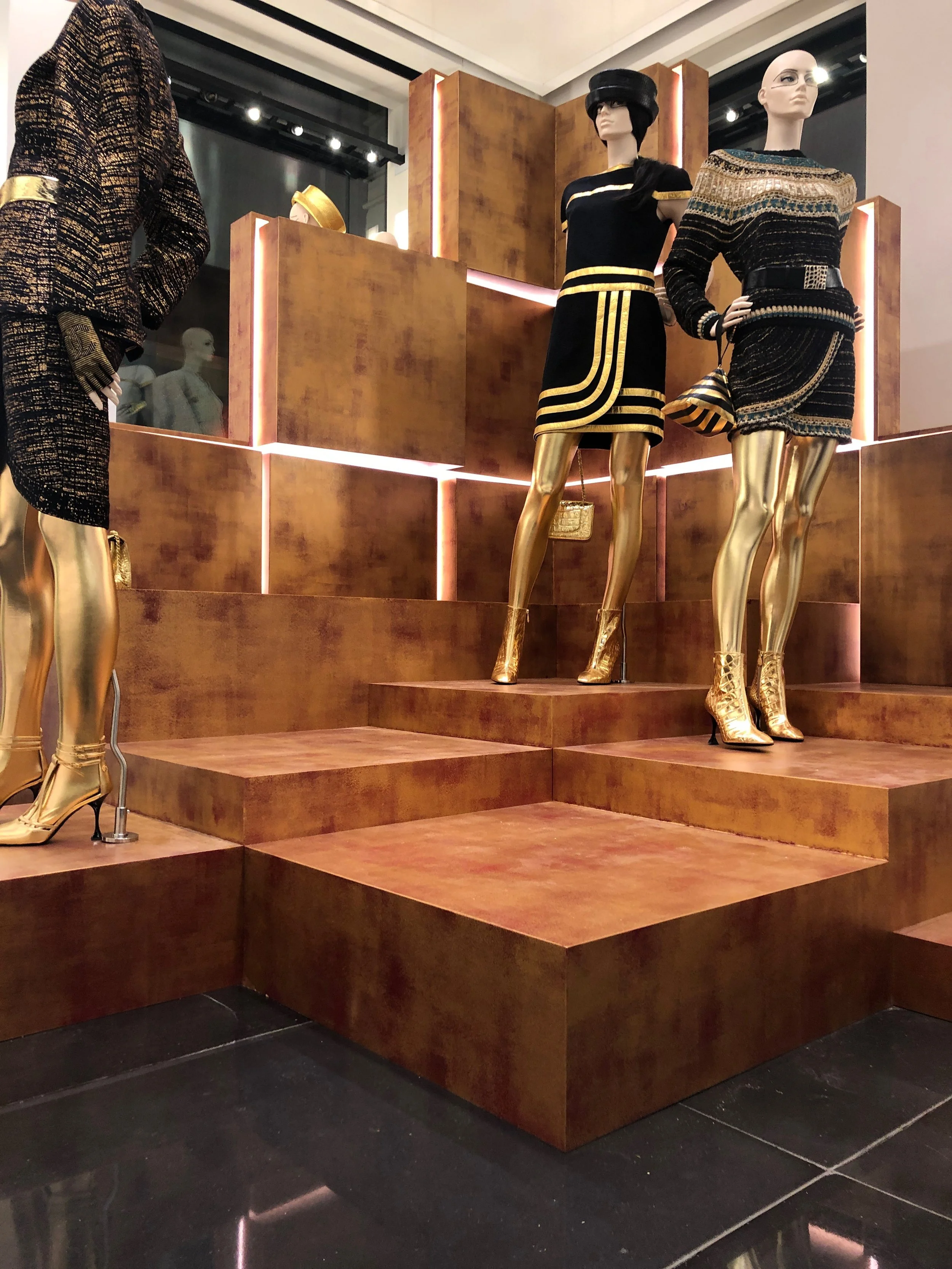 Chanel saks 5th ave 3.jpg