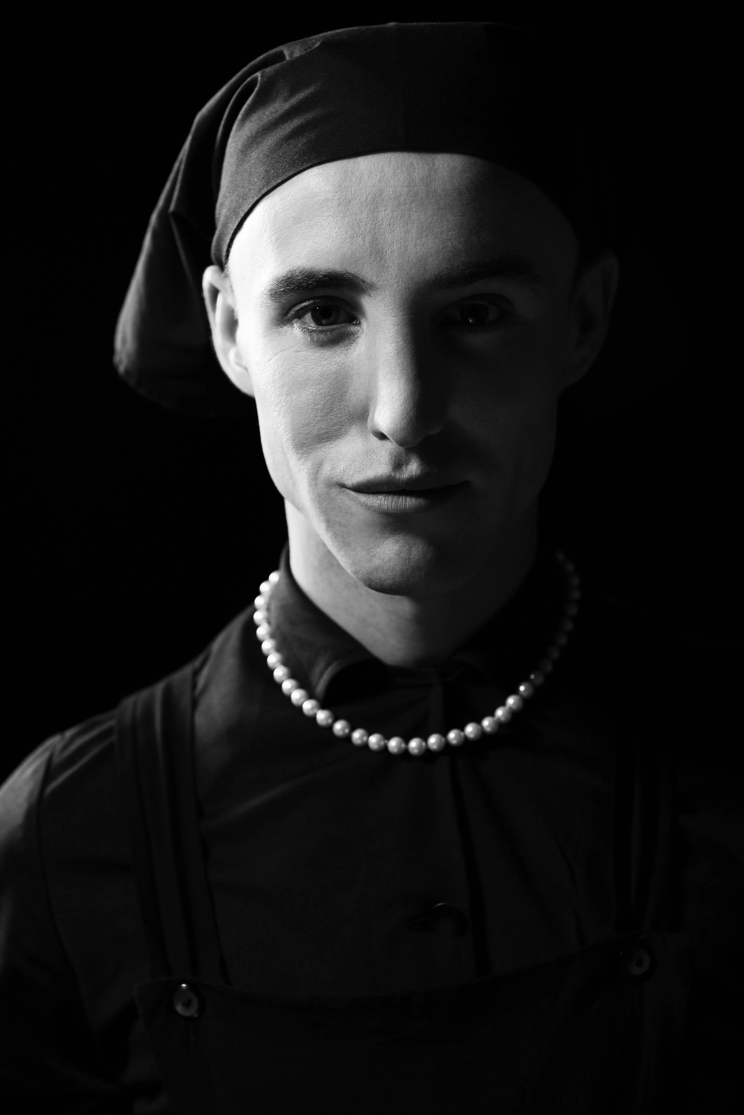 IAMOW 3 HR CONTRAST.jpg