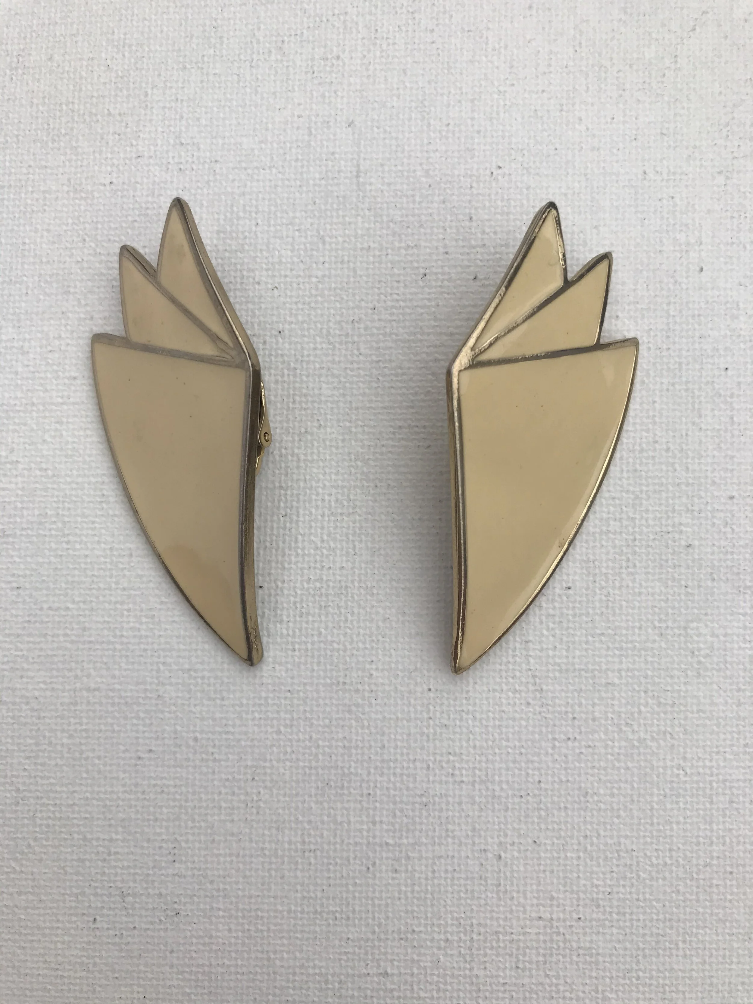 1980’s Cream Enamel Fan Earrings