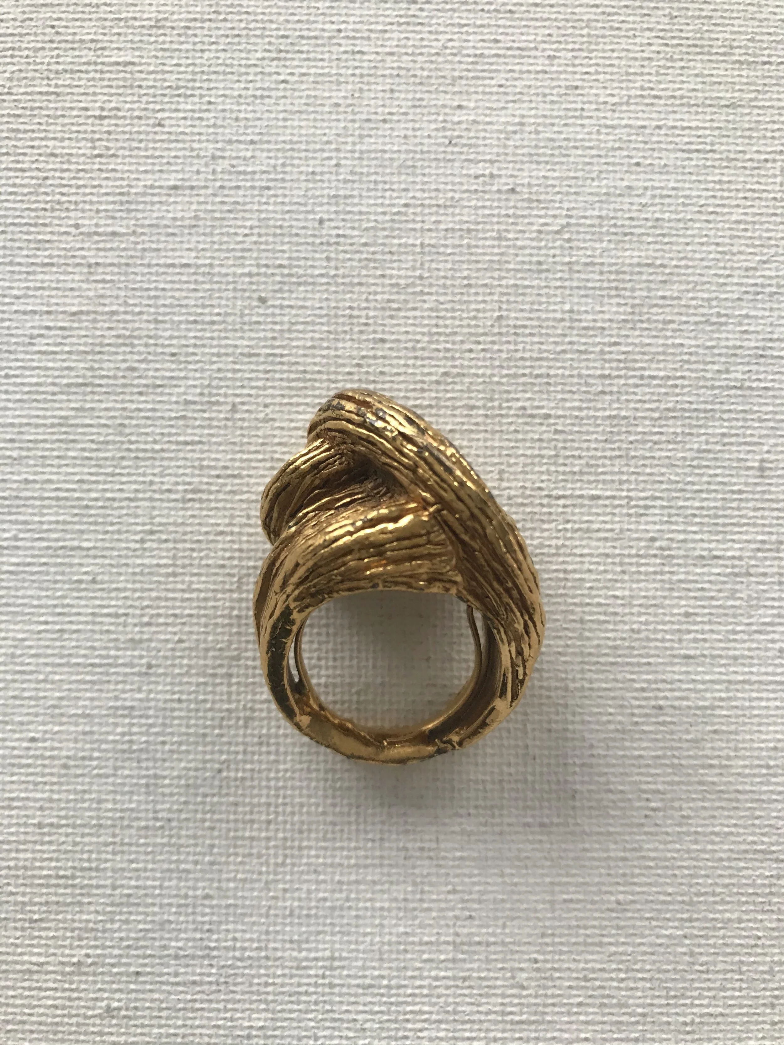 Bird's Eye View of 1980's Gold Textured Knot Ring