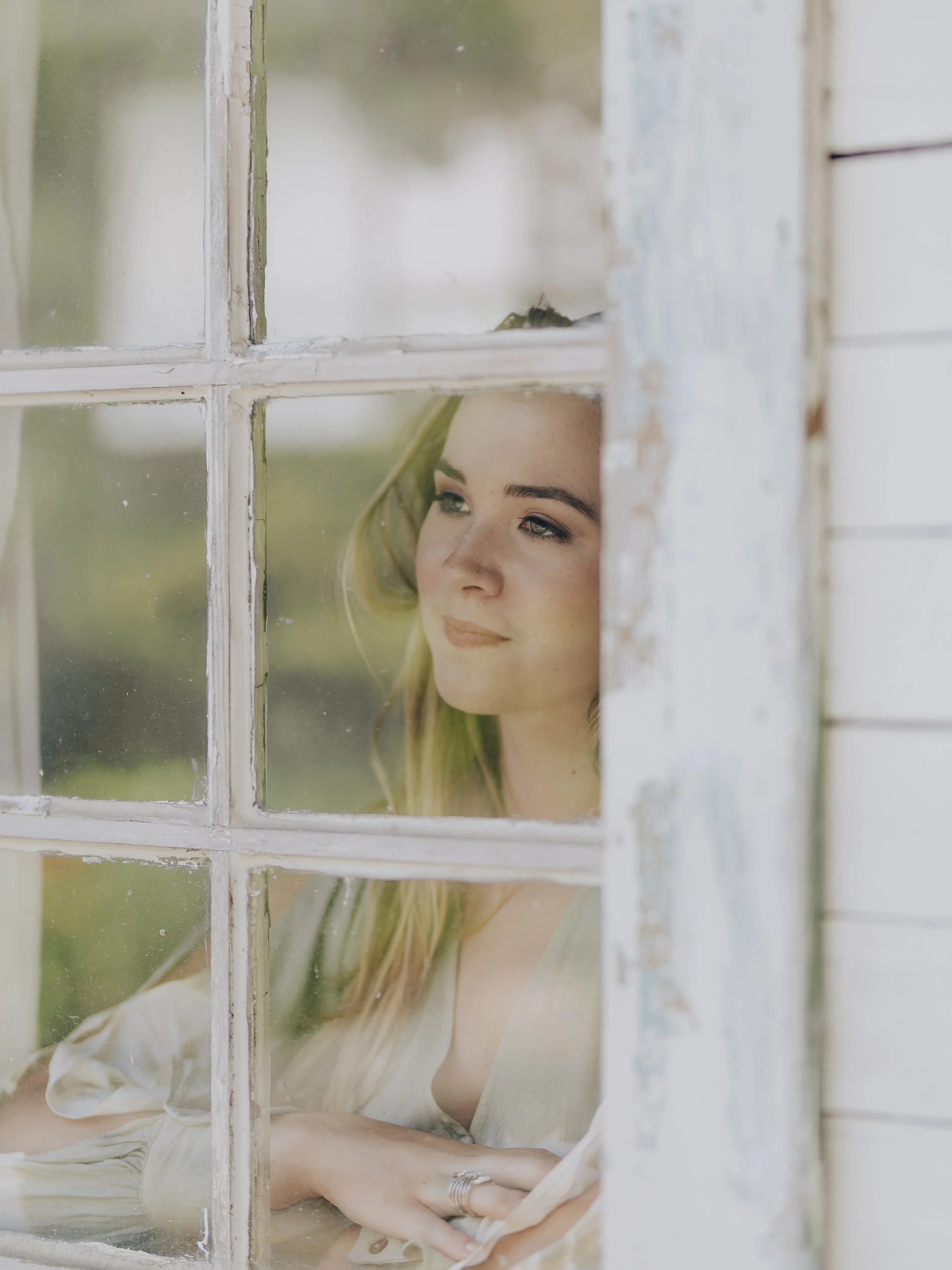 Senior photo Makeup Artist Seattle 