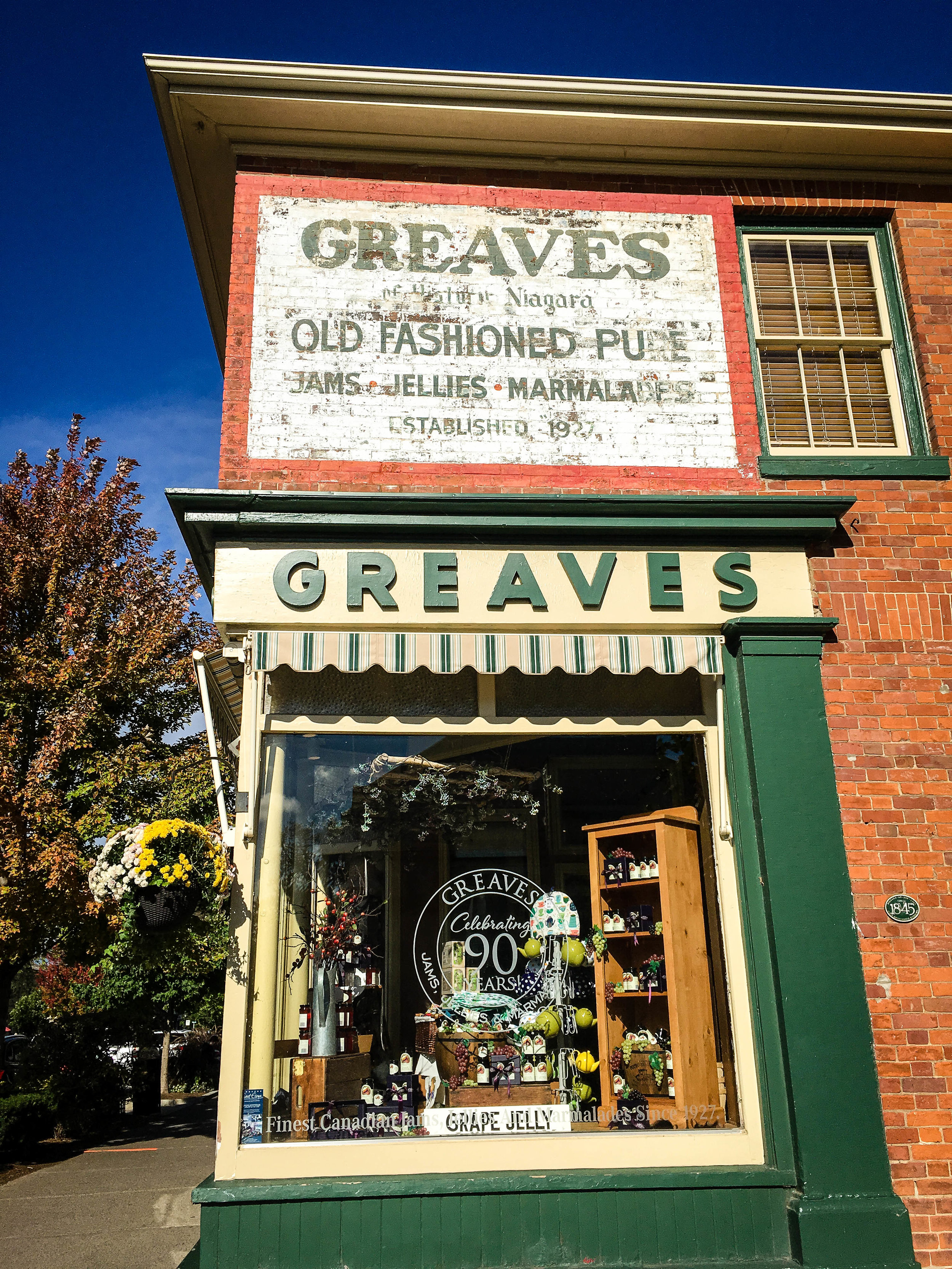 Store front of  Greaves in the town of Niagara on the Lake 