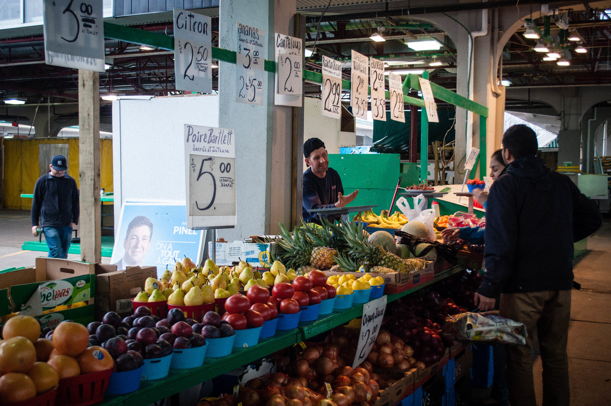 Fruit and vegetable stand in the Jean Talon Market 