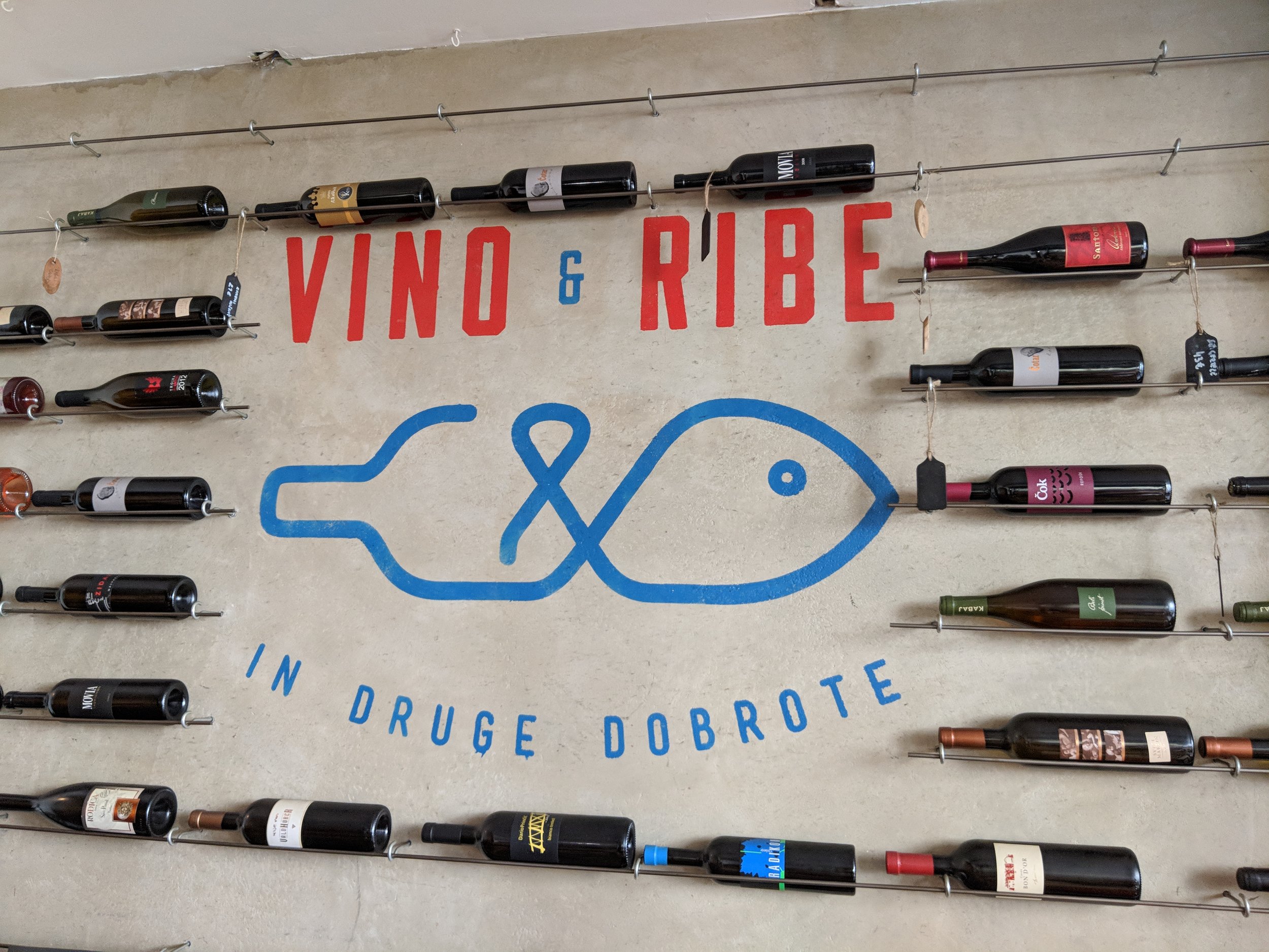 Vino & Ribe a stop at the Food tour Ljubljana - a review of Bitemojo