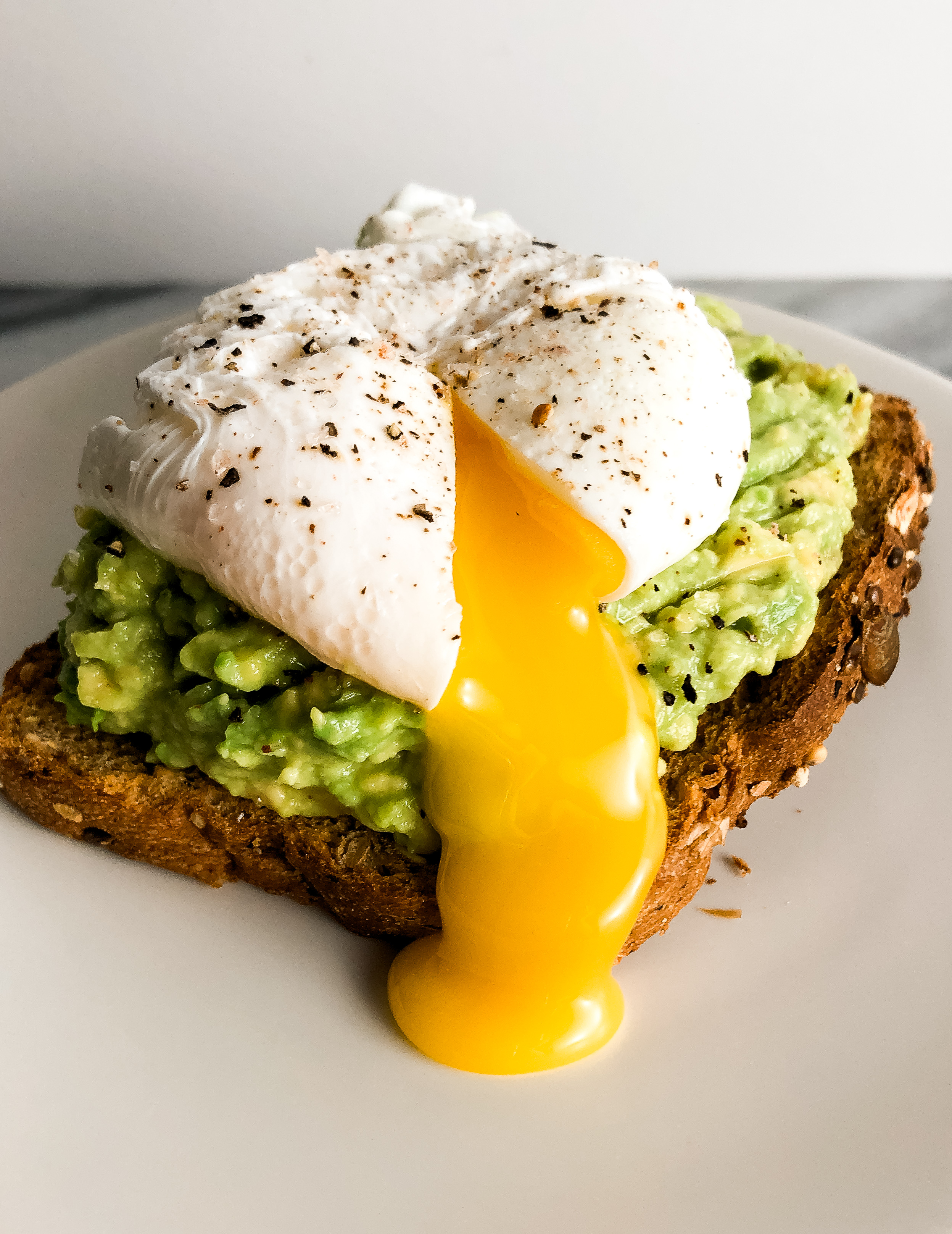 Perfect Poached Eggs — Mad About Food