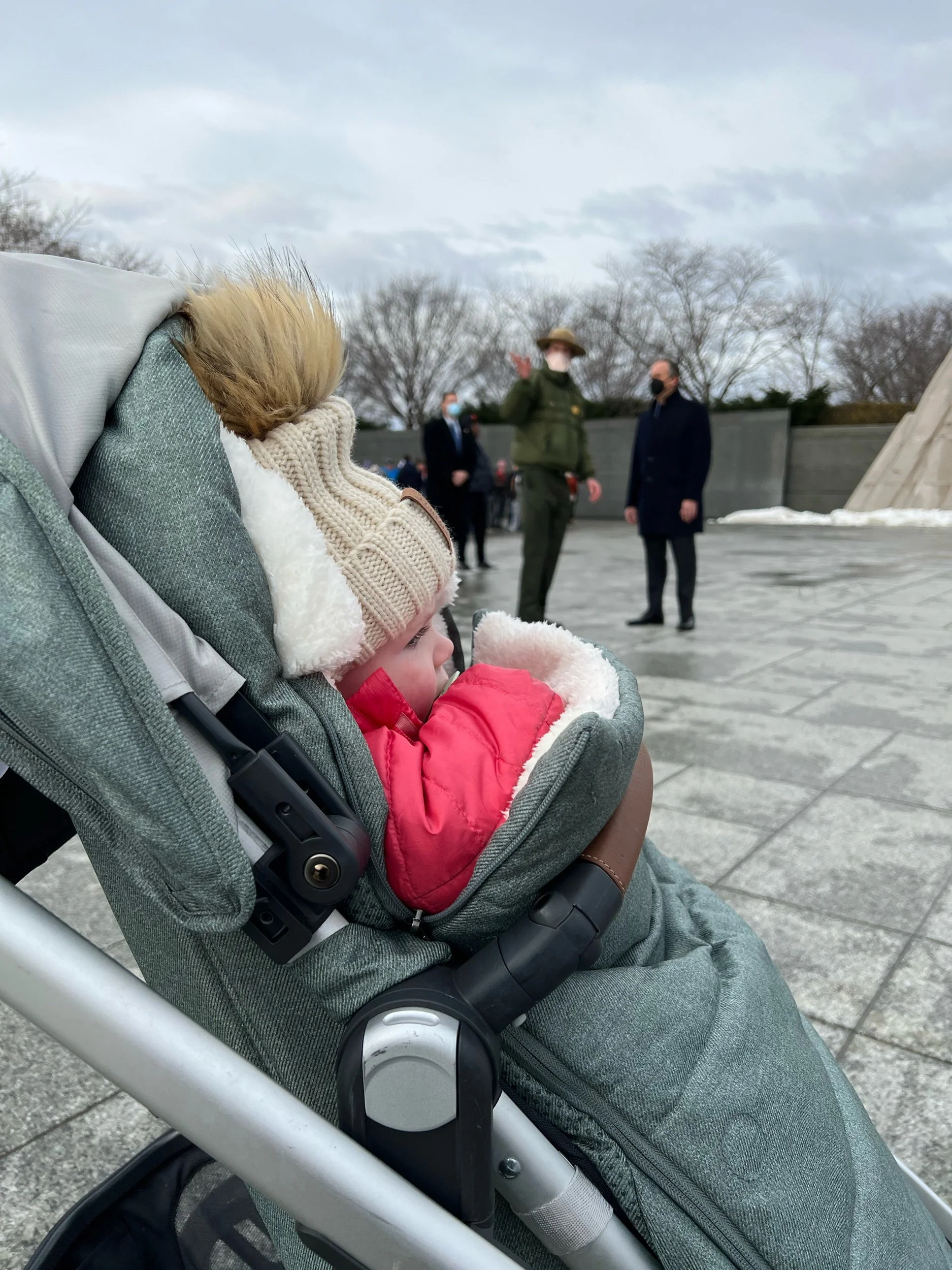 Lovett "met" second gentleman, Doug Emhoff.