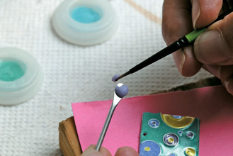 Maintain the point of the brush
