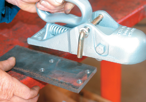 Check coupling plate
