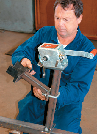 Measure bow stalk
