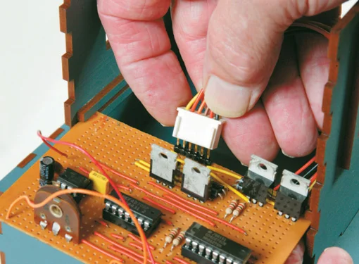 MOLEX pins provide an attachment