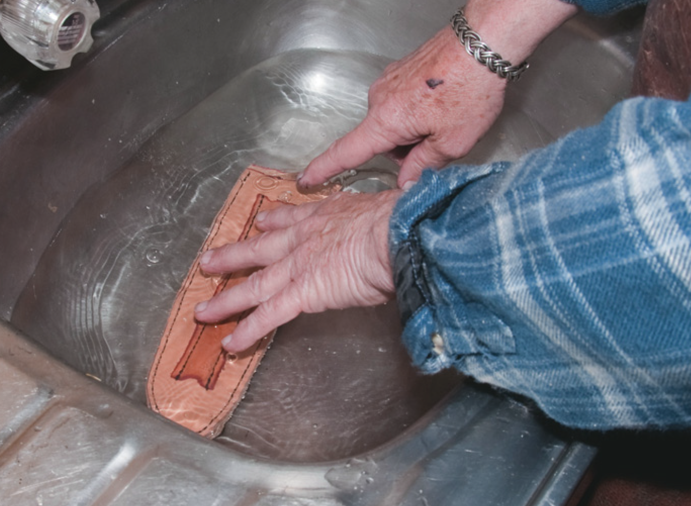 Soaking sheath.