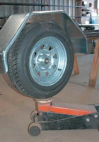 Measure gap for mudguard.
