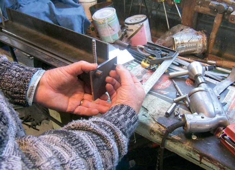 Fitting the end plate