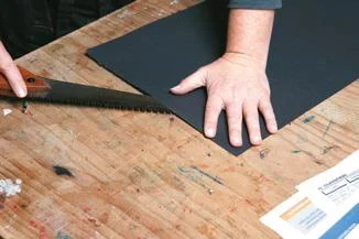 Saw gives jagged edges
