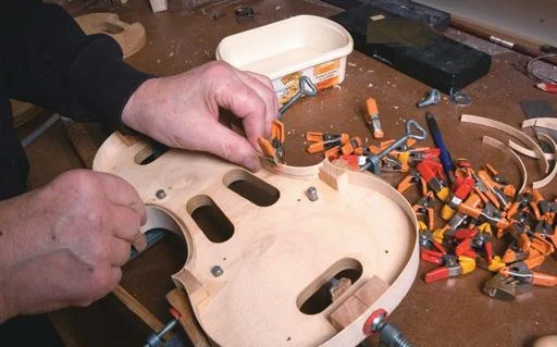 Clamping lining.