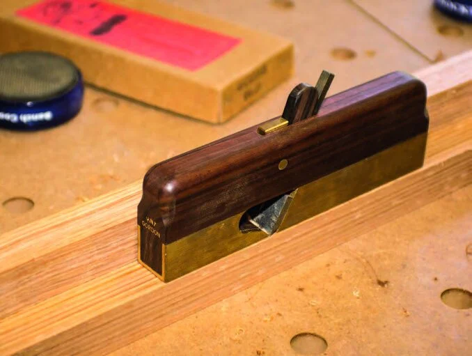 Shoulder plane removes squeeze-out