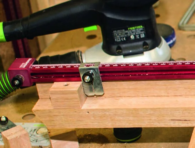 Story stick measuring legs for blocks to support shelves