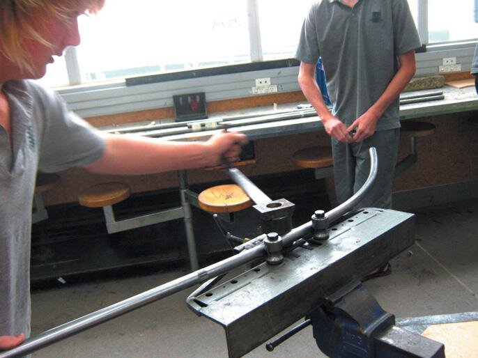 Bending the steel tube