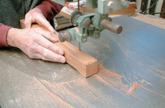 Cutting the leg pattern on the bandsaw