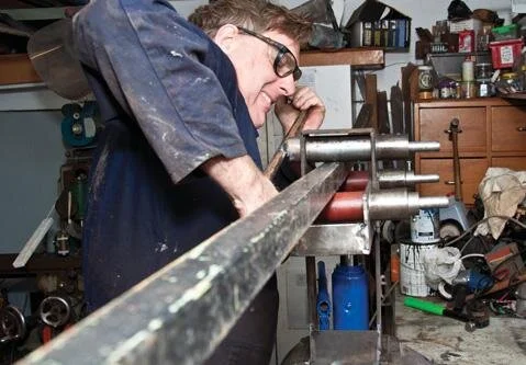 Steel section 3 mm thick requires an effort to curve