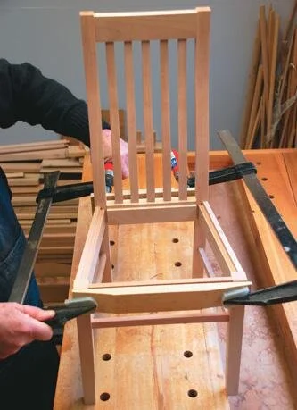 Gluing and clamping the sides in place