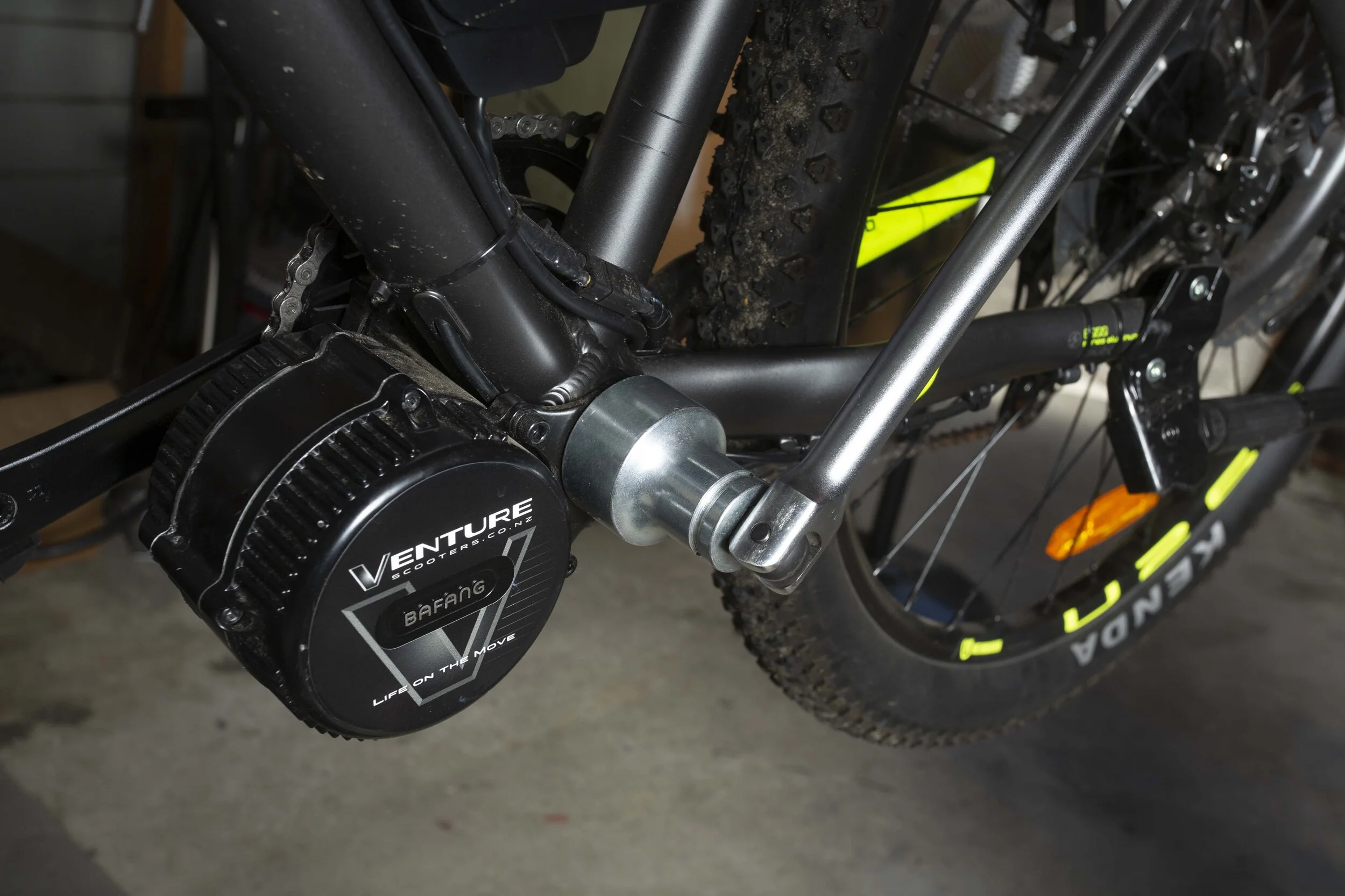 Main mounting nut needs to be tight