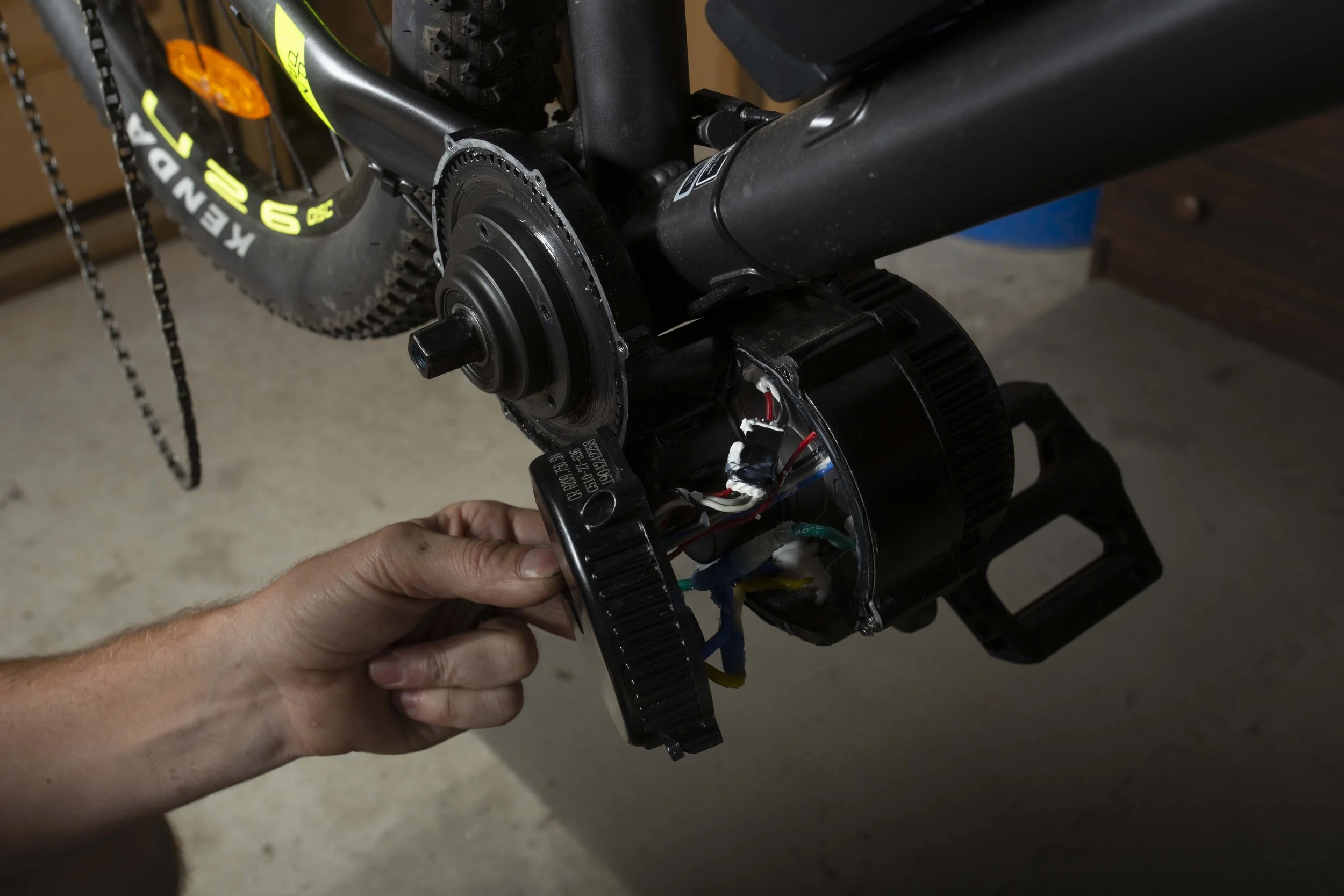 Remove controller housing