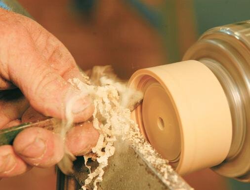 A satisfying lidded box