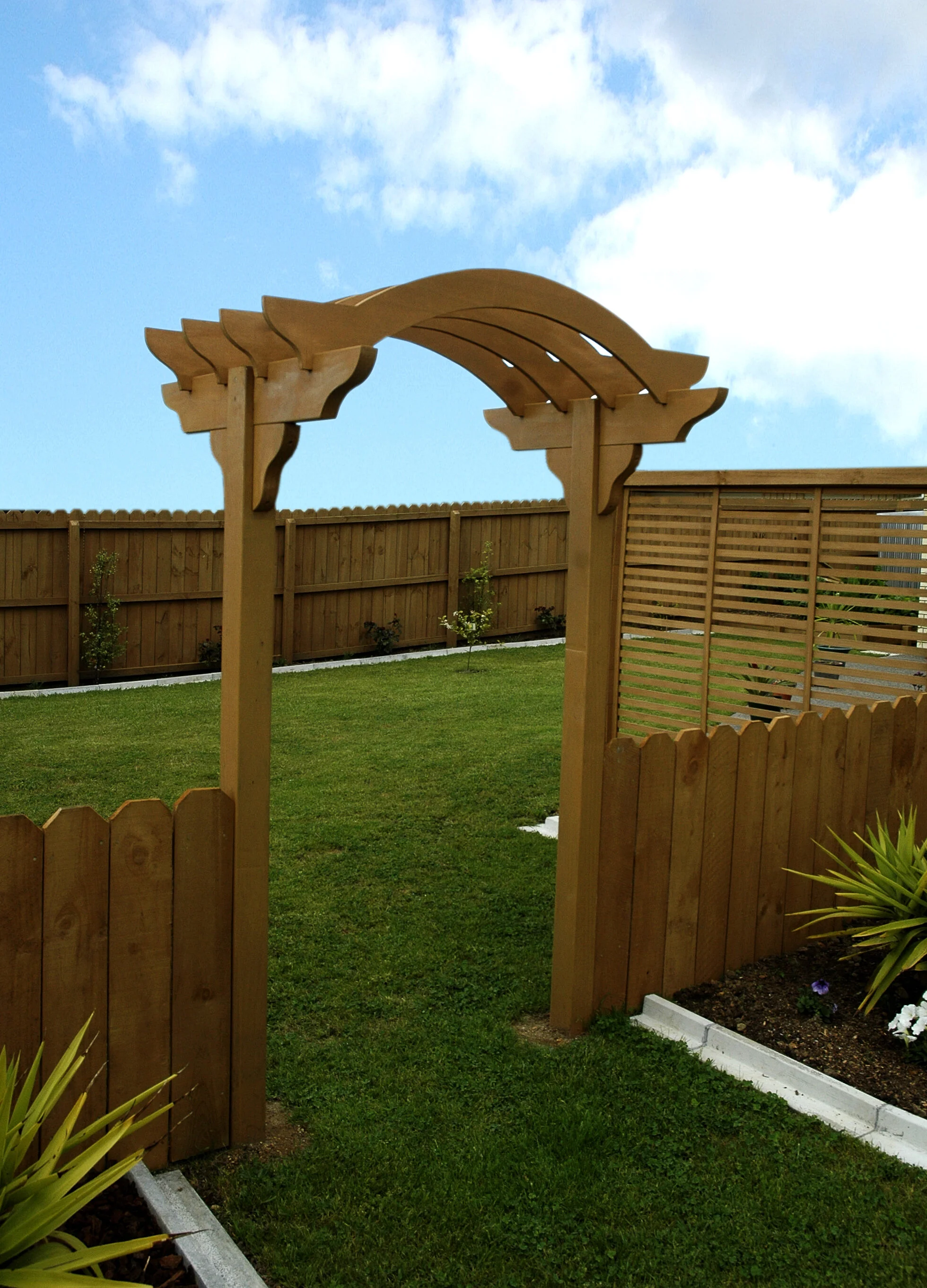 arched garden shade pergola on A Garden Arch In A Weekend The Shed