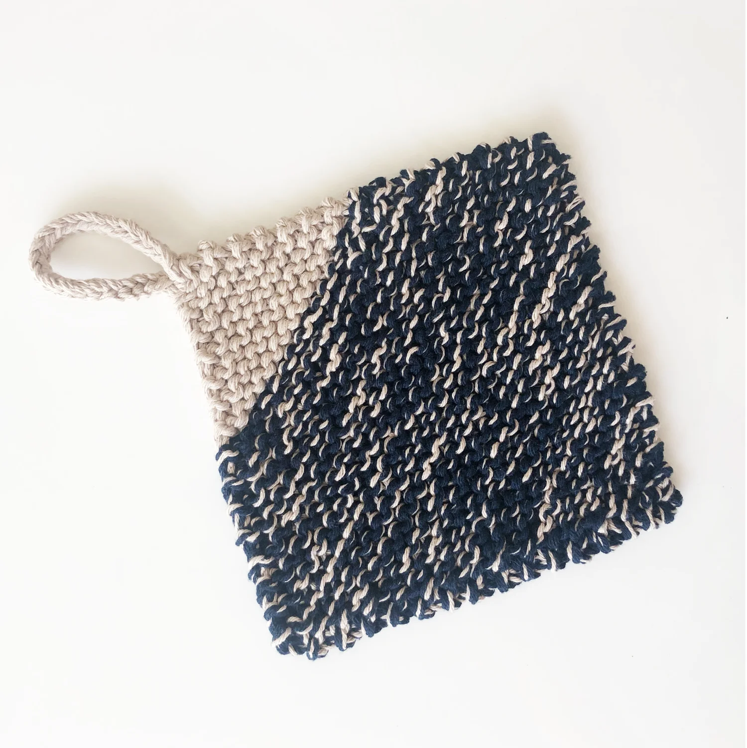 DIY: The Perfect Potholder Pattern — elisemade