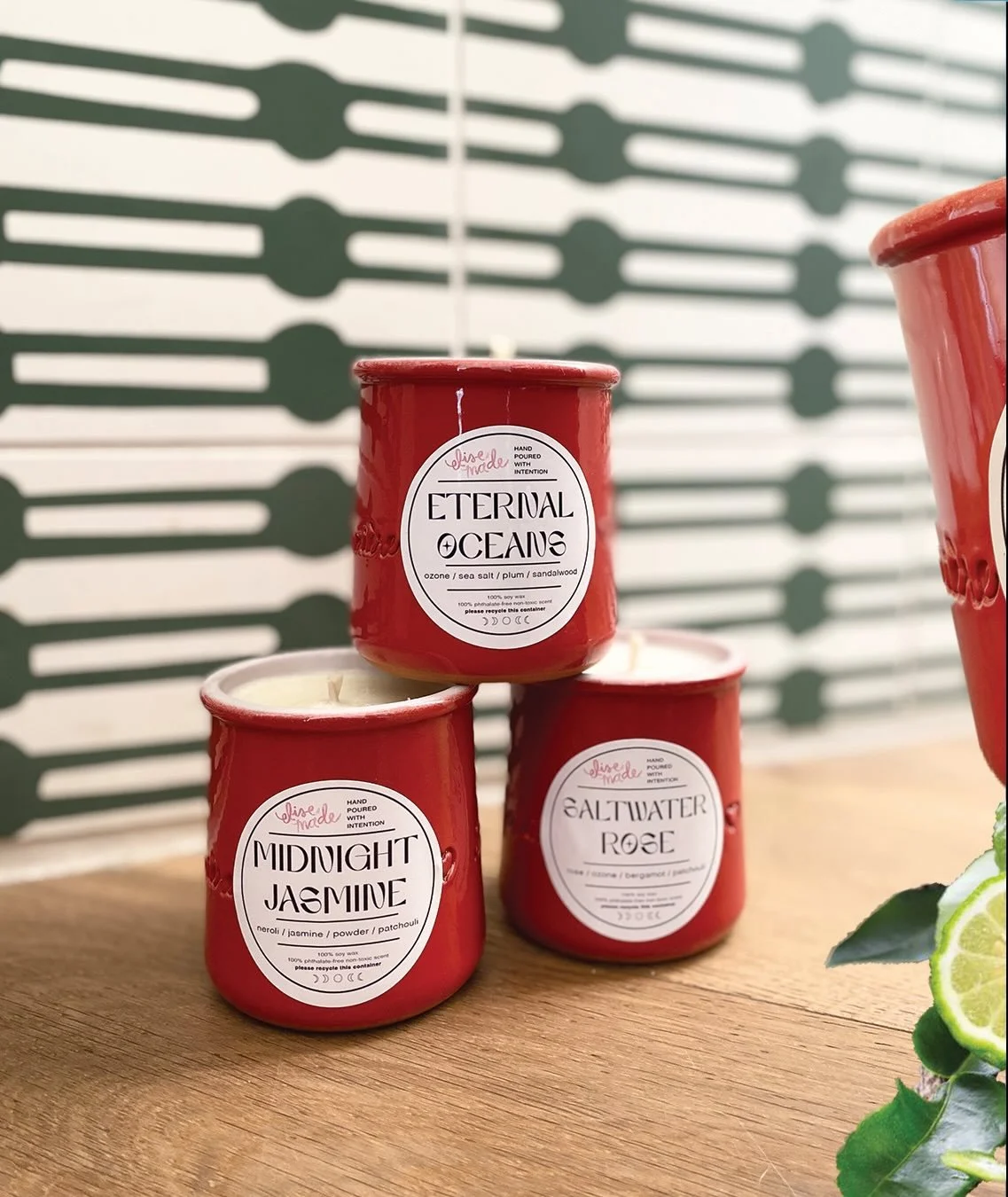 sending love and solidarity to the citizens of MN, and everyone across the country being oppressed and terrorized by 🧊. we must work together to support those in need via mutual aid and continue to spread love and support throughout our own communit