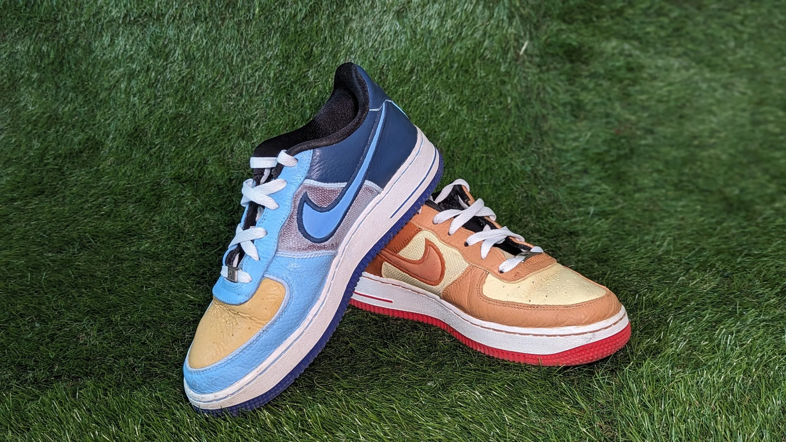  pattern: heeler sisters custom shoe: nike af-1 laces: as-is aglets: as-is 