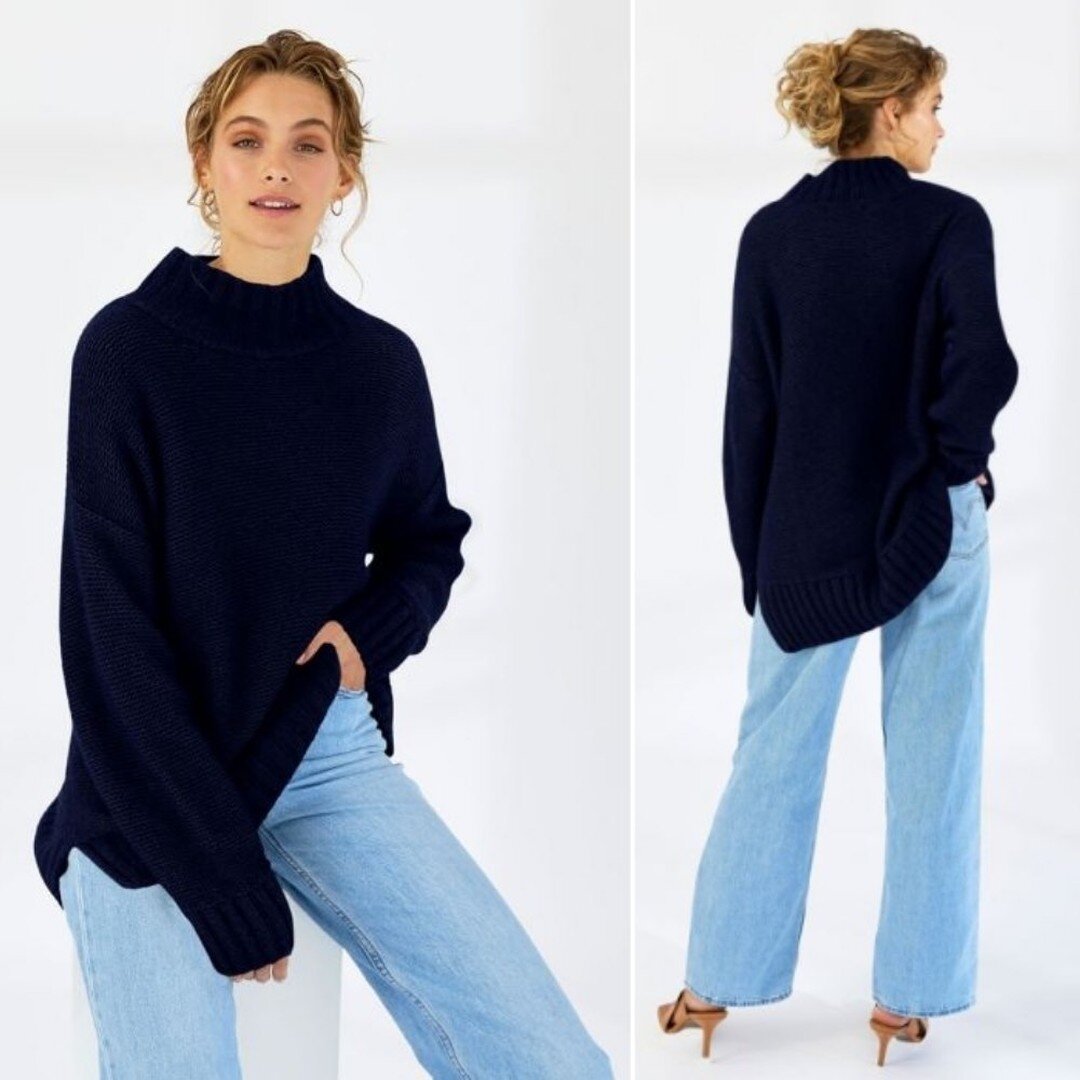 Made from the softest blend of 65% finest Australian Merino wool, 5% ethically sourced Mongolian Cashmere, 20% New Zealand brushtail possum down and 10% Mulberry silk

This relaxed sweater is cut from our oversize block and knitted with a chunky gaug
