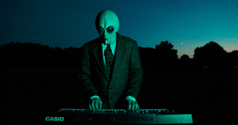 Alien_Copy_02-1080_AdobeCreativeCloudExpress-5.gif
