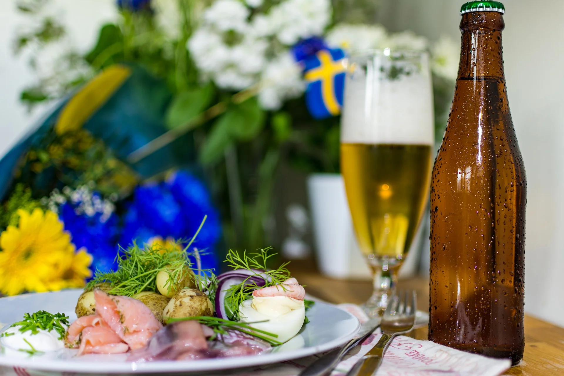 Midsommarfrukost