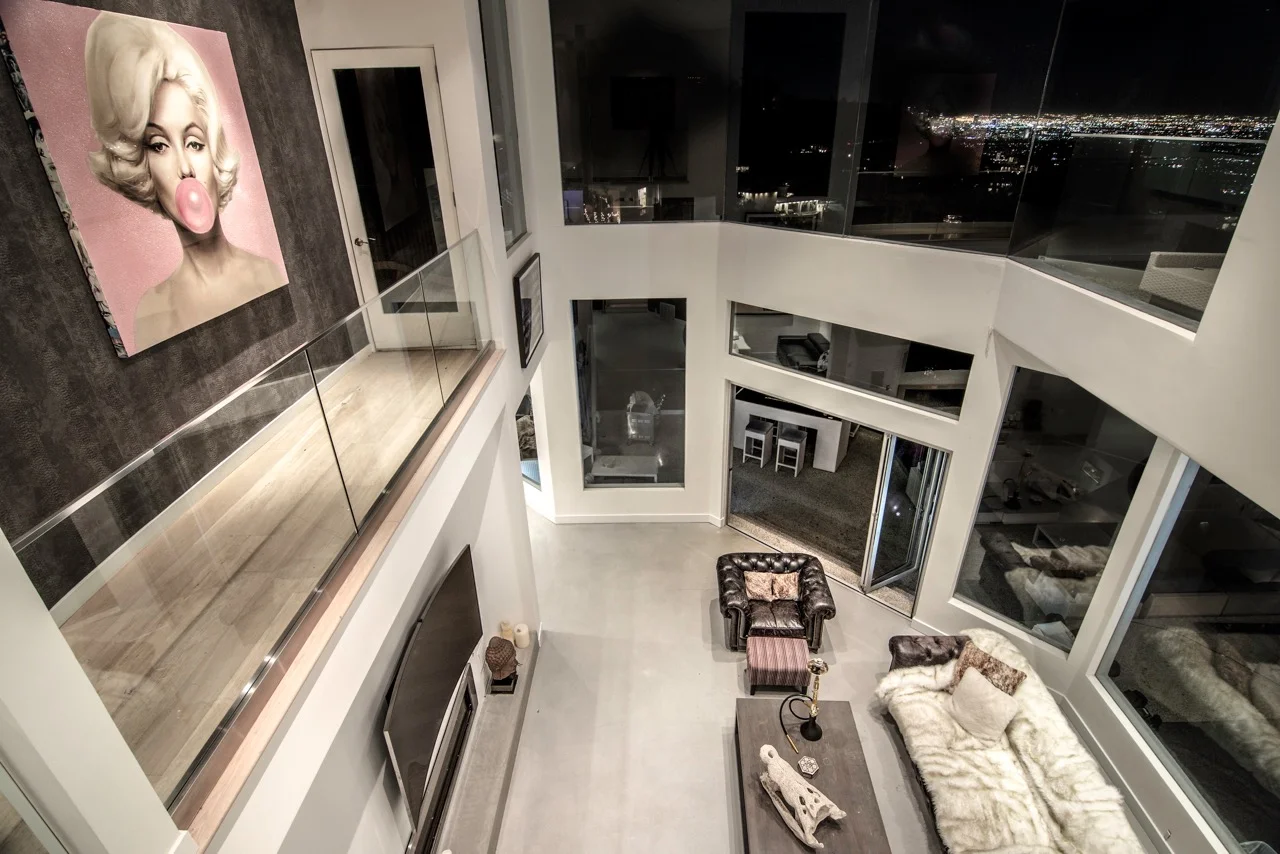 Sunset Plaza Edit 13.jpeg