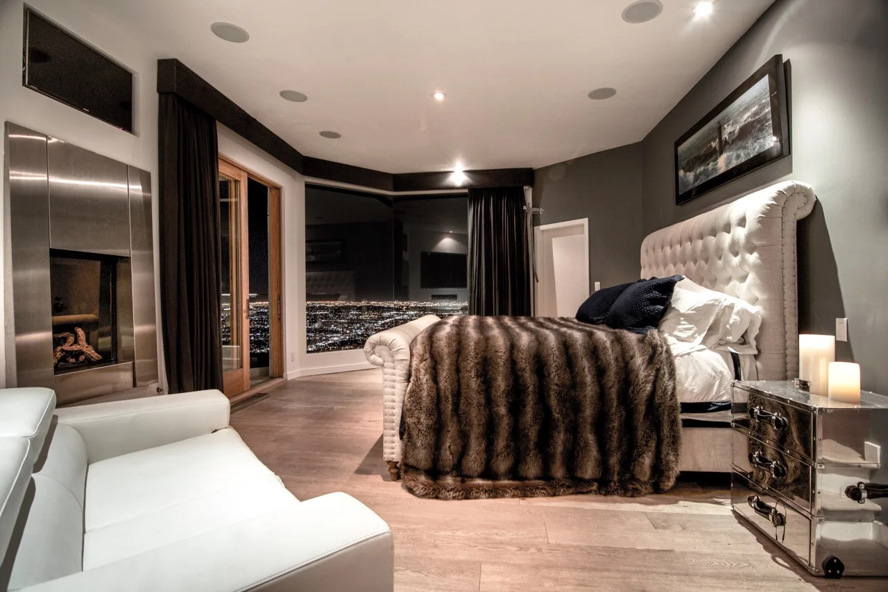 Sunset Plaza Edit 14.jpeg