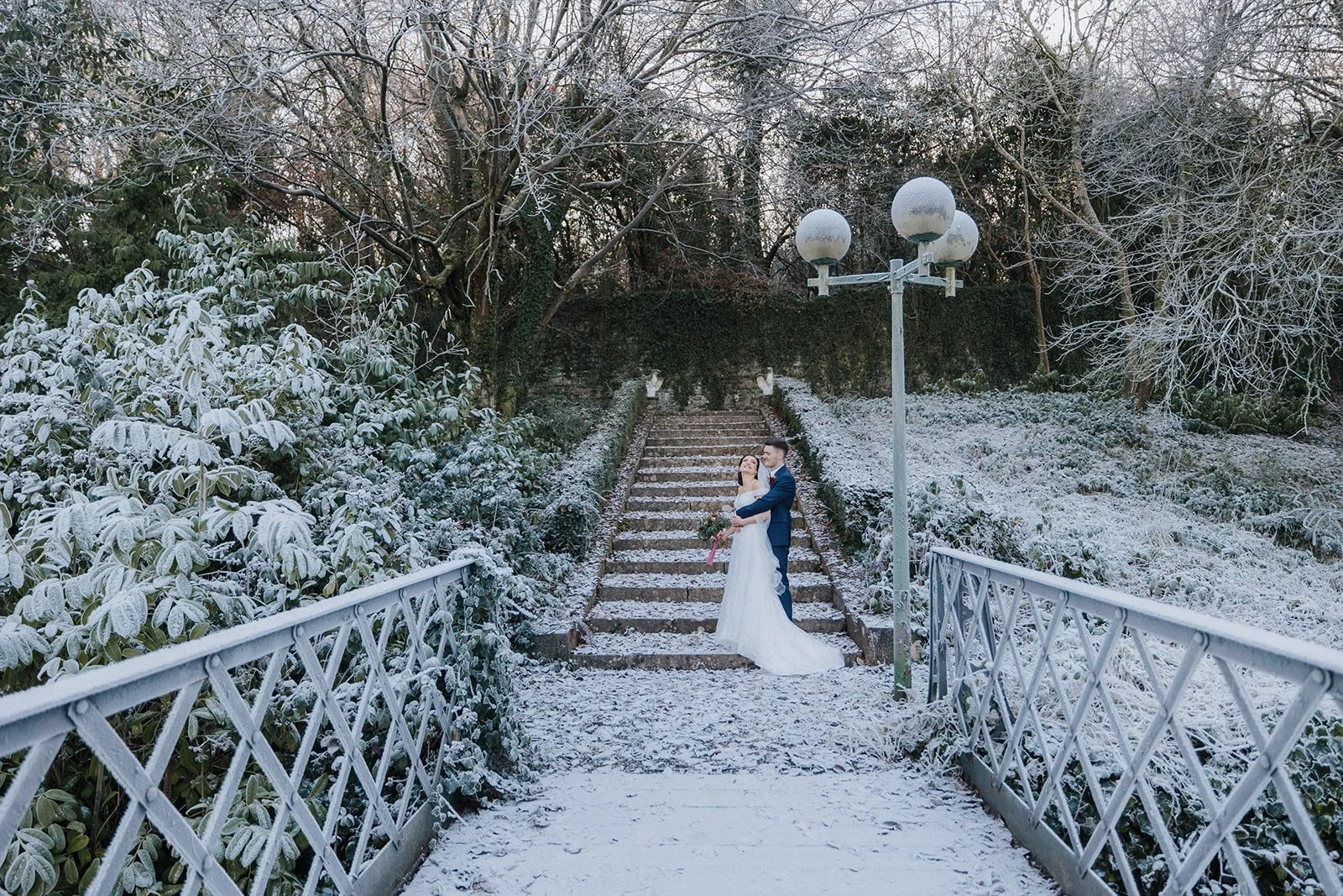 Naomi & Paddy’s Stunning Snow-Covered Winter Wedding