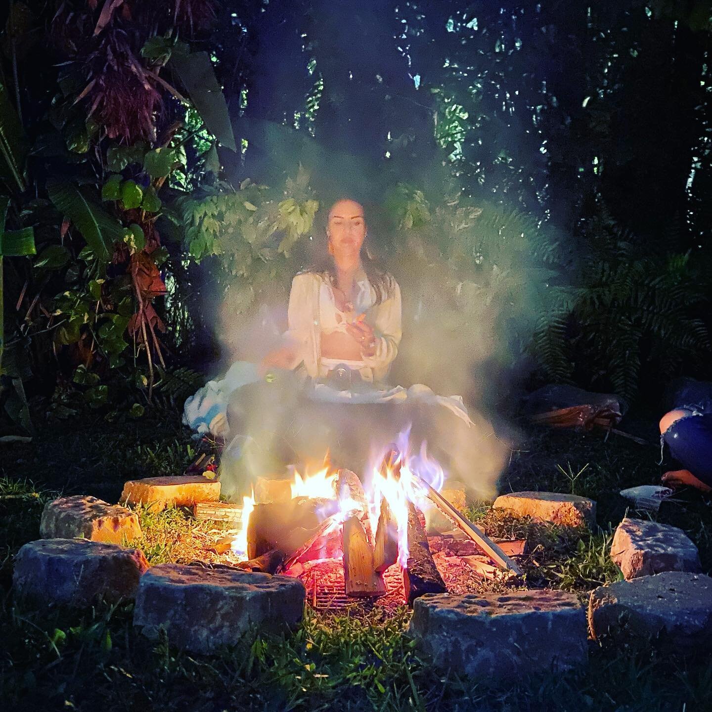 First magic circle at my house last night! So blessed to have🔥 as an energetic reset button.  It purifies by sending up in smoke all the negative energy associated with regrets, or destructive habits. #elementrituals #shamanichealing #divinefeminine