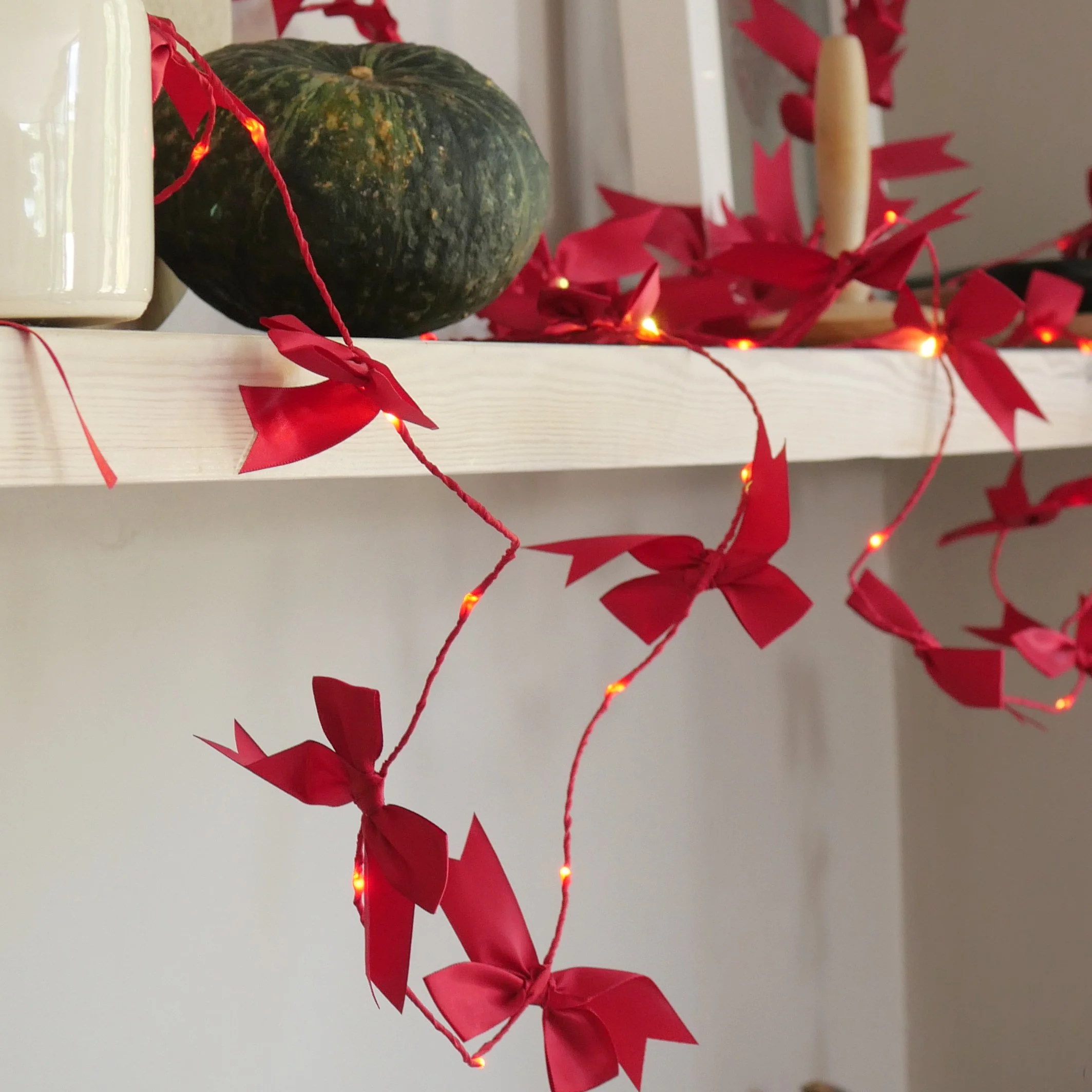 Red Bow15.jpg