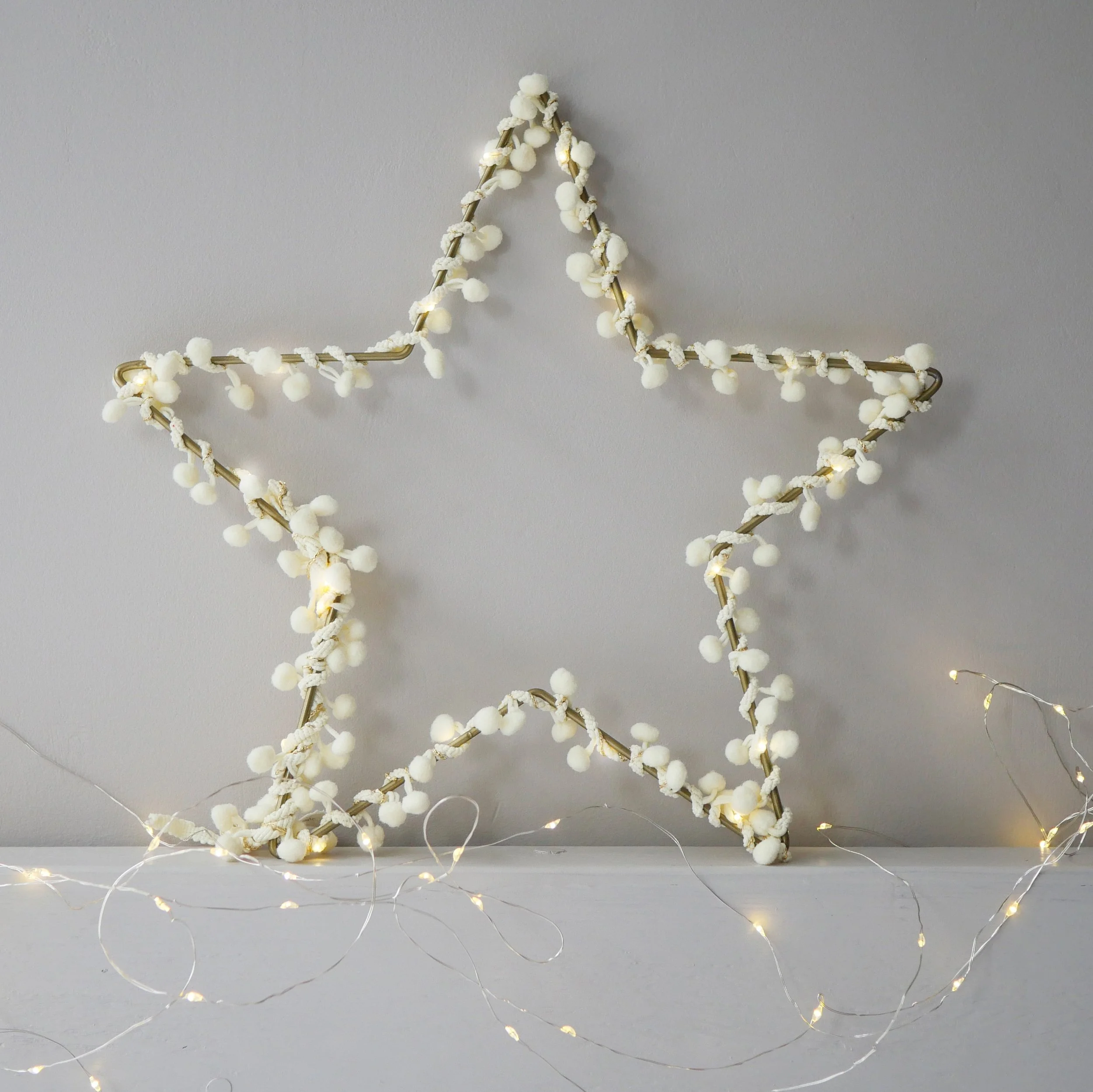 Pom Pom Star Light