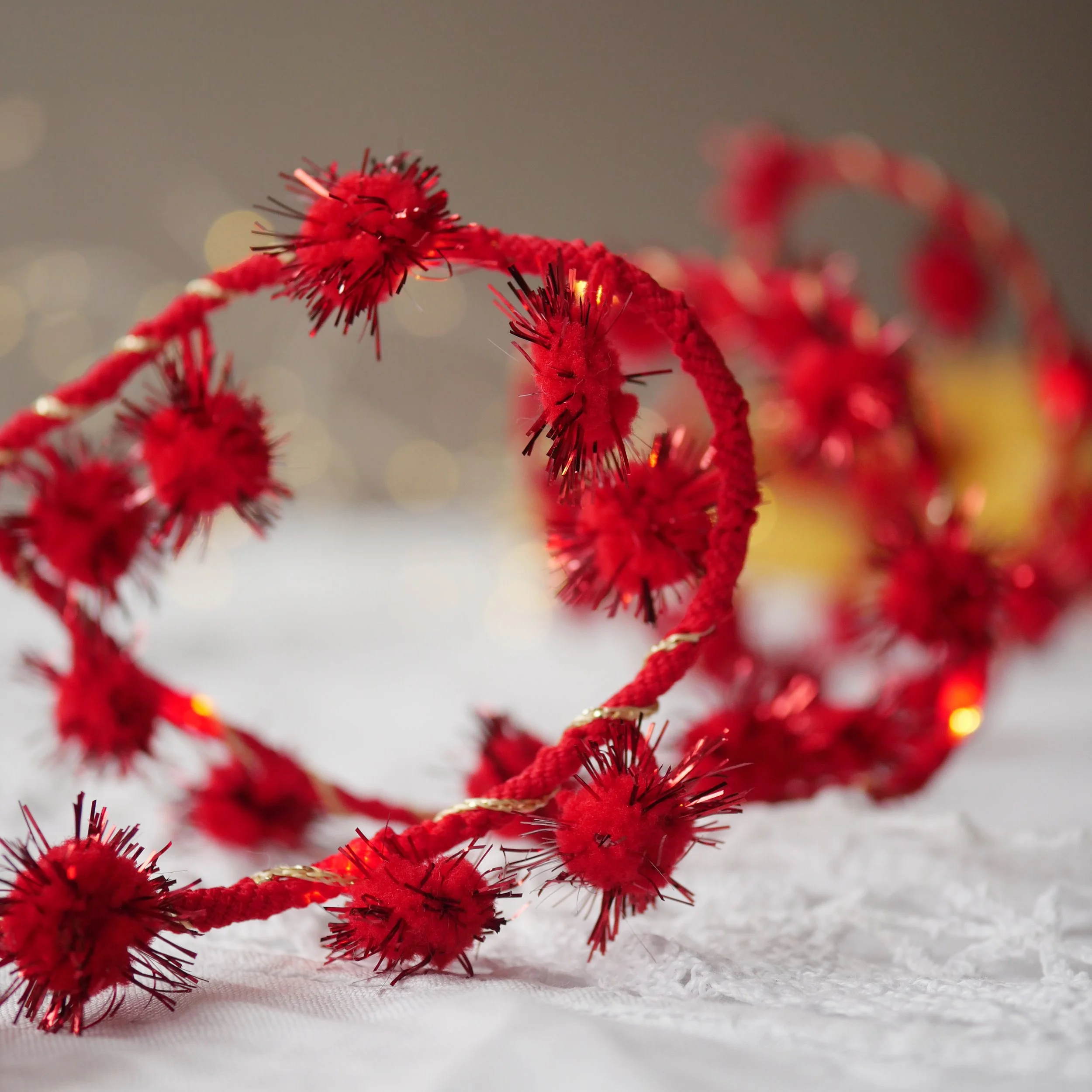 Tinsel Pom Pom_Red.jpg
