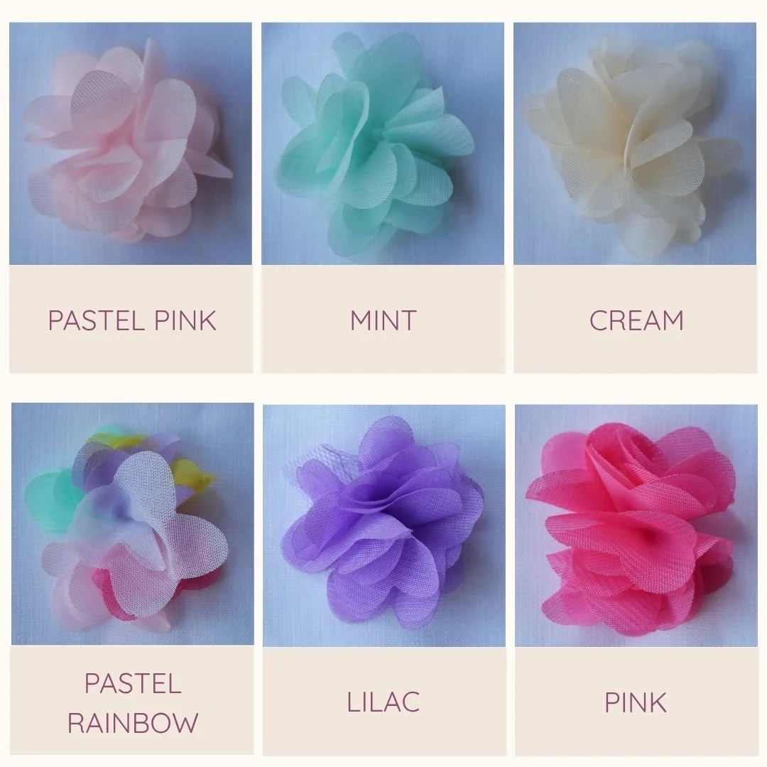 Flower colours for personalised floral wedding stand