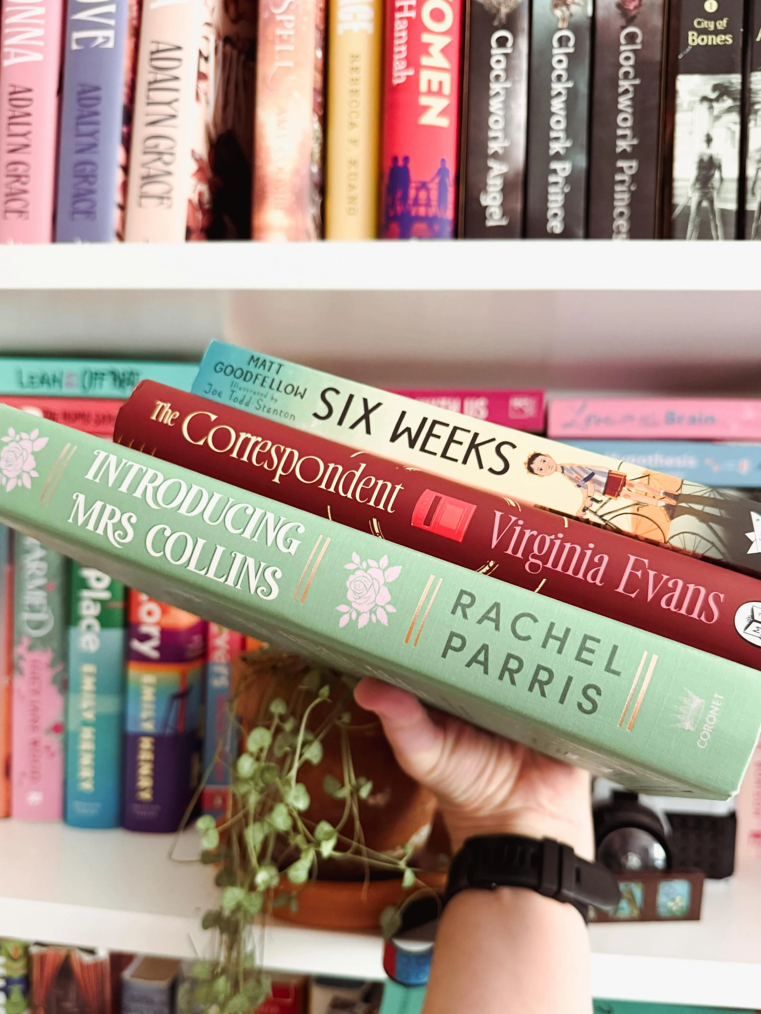 A couple of adult books thrown into the mix of books I purchased at Hay Festival, 2/3 are signed ❤️
I loved attending this year. Currently reading &lsquo;The First Year&rsquo; and then I think I&rsquo;ll dive straight into &lsquo;Six Weeks&rsquo; 📚

